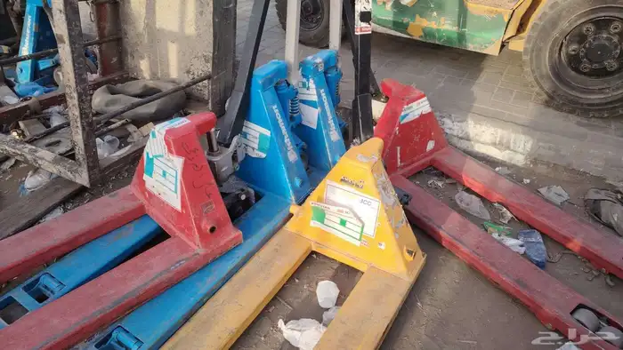 تاجير رافعات شوكيه كرينات رافعات فوركلفت 4