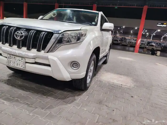 للبيع برادو 2014 فل كامل 6 سلندر. 8