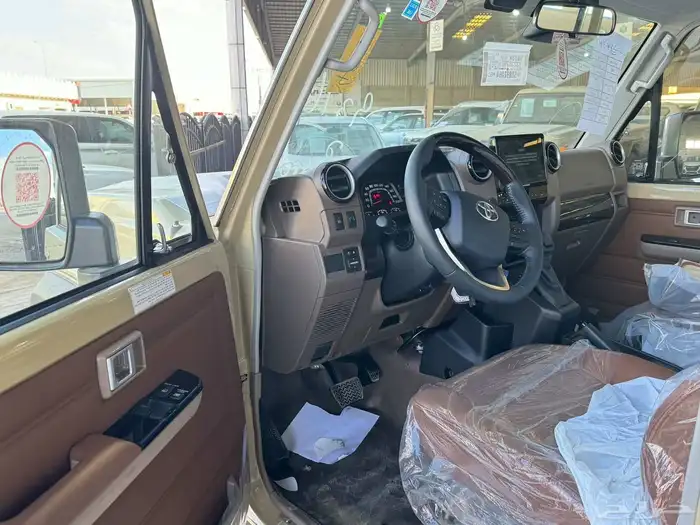 تويوتا لاندكروزر شاص غمارة فل كامل رفرف اوتوماتيك 2025 3