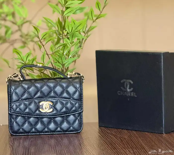 يتوفر جميع انوع الشنط الماركه توصيل جده ورياض 18