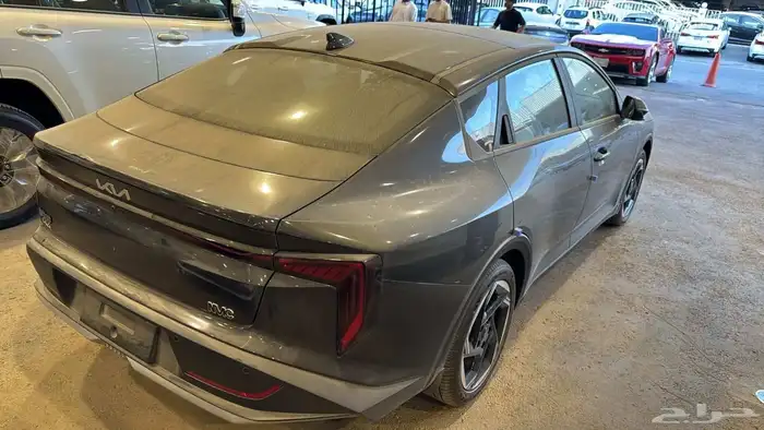 كيا K4 نص فل GLS 2000 سي سي 2026 4