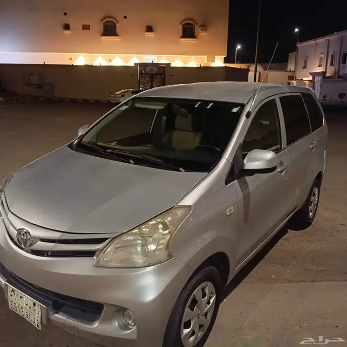 تايوتا افانزا 2015 3