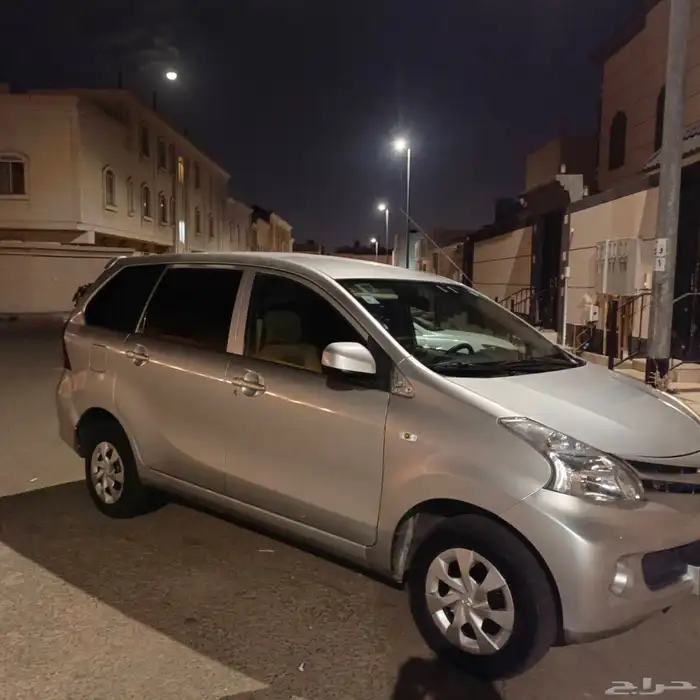 تايوتا افانزا 2015 6