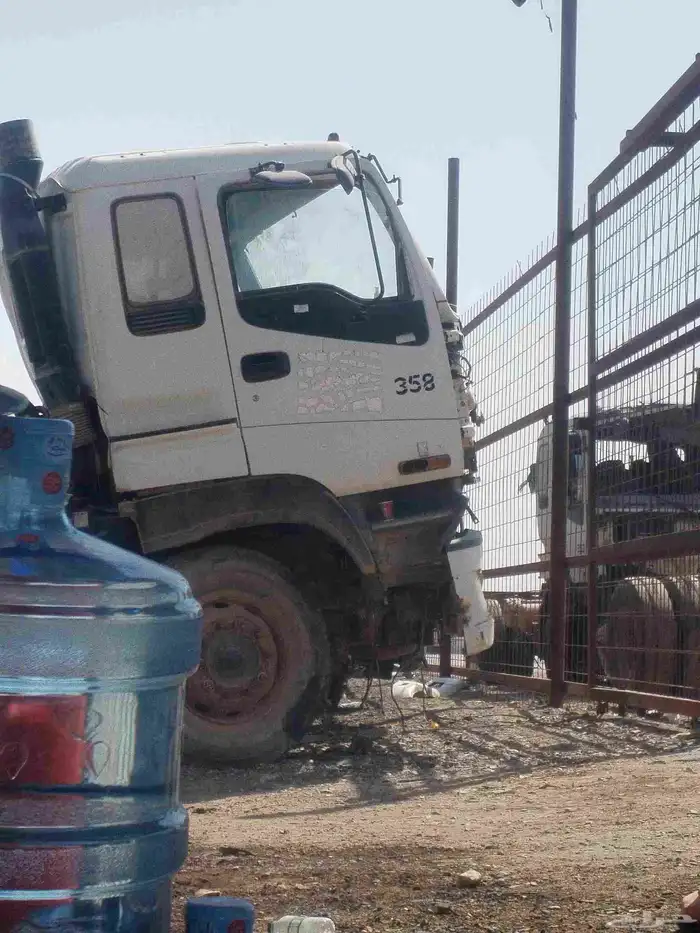 قطع غيار السيارات دينات لواري سوزو مستبيشي هونداي 0