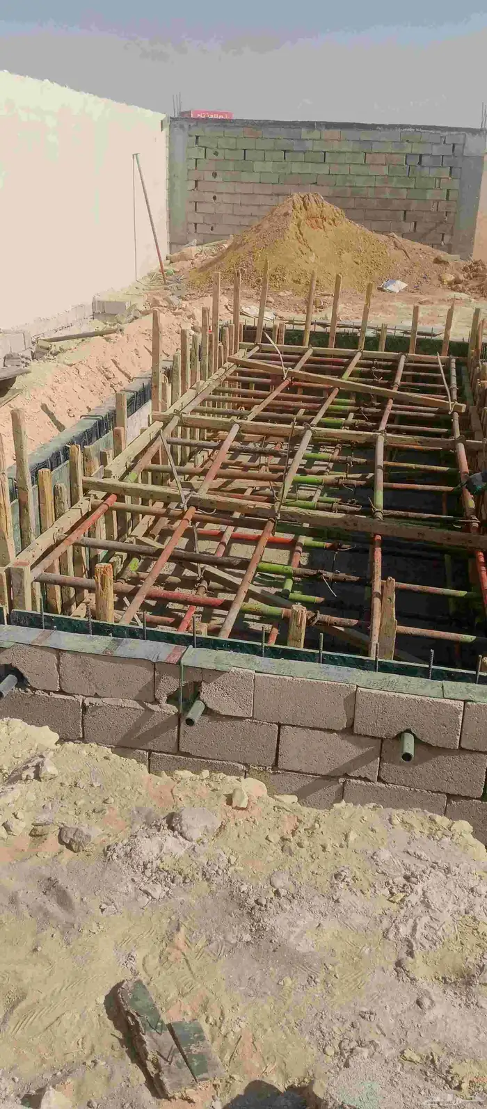 مقاول عام ملاحق تسوير اراضي صبات نضافه 1