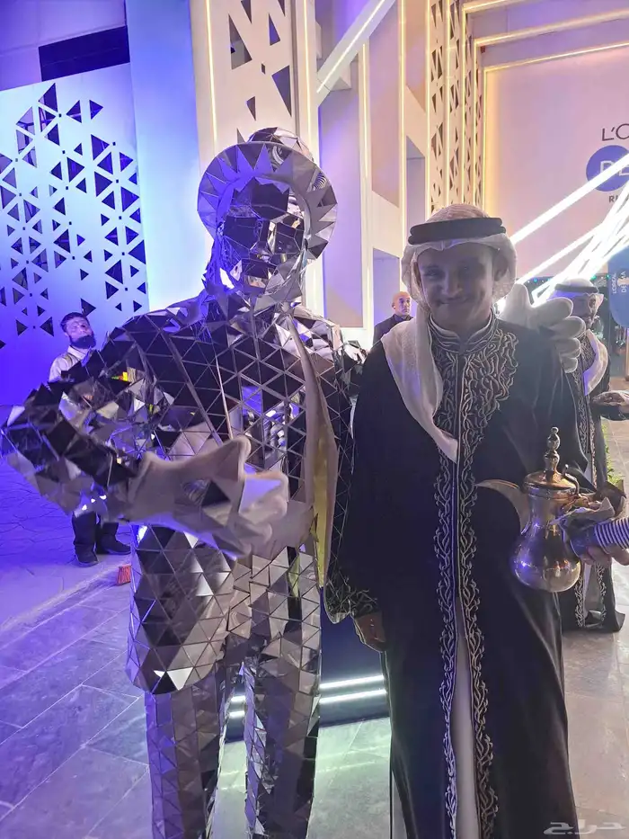 قهوجي وصبابين قهوجيين وصبابين رجال ونساء 6