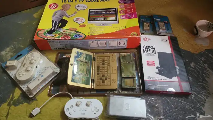 سيديات ps3 و ps4 و psp vita وايضا بعض اكسسوارات الالعاب 4