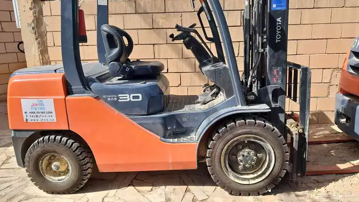 رافعات شوكيه كرينات للإيجار 0