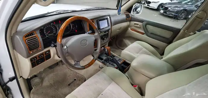 تايوتا جيب لاندكروزر الموديل 2007 قير تماتيك 12