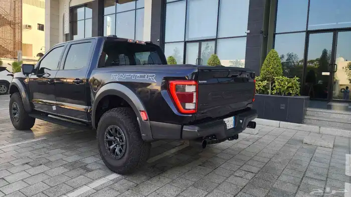 فورد رابتر 37 9