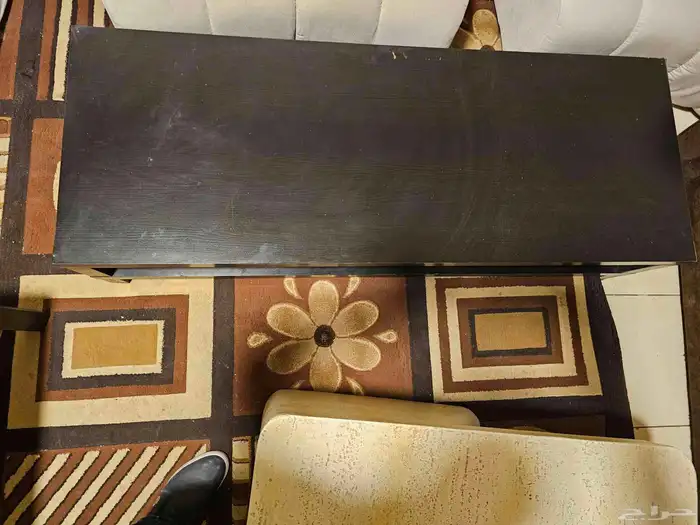 كنب مع طاولة و سجاد و ستائر طاولة تليفزيون ايكيا 2