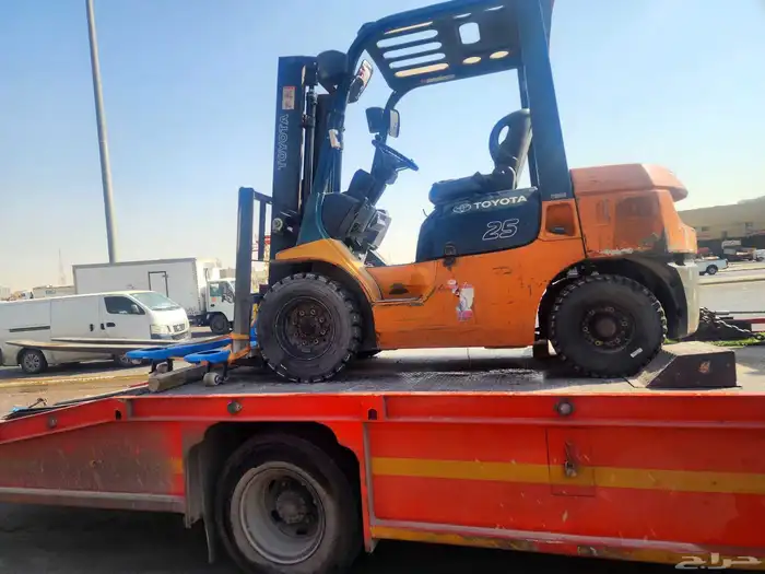 رافعة شوكية للايجار Forklift for rent 3