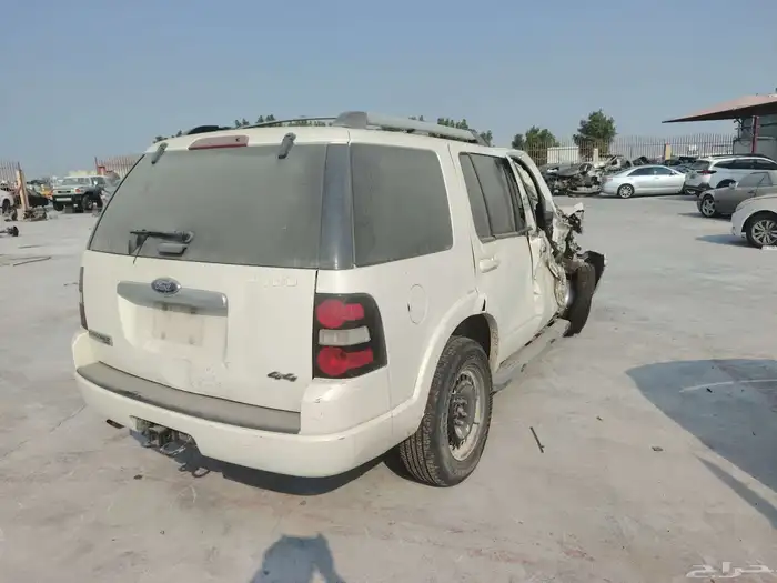 إكس بلور موديل 2008 تشليح بيع قطع غيار فقط 2