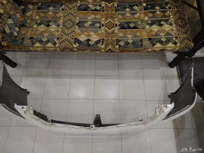 صدام أمامي وخلفي أنوفا الأصلي الون ابيض 2012 1