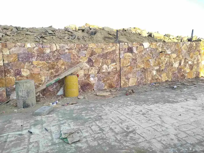 معلم تلبيس حجر طبيعي معلم حجر كبير رباريب مقاولات عامه جوال 3