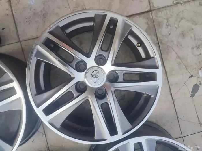 جنوط كامري مقاس 16 1