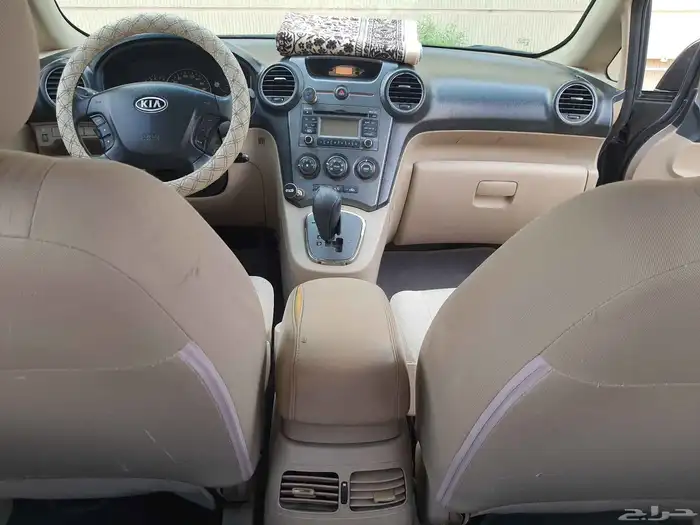 كيا كارنز 2012 7