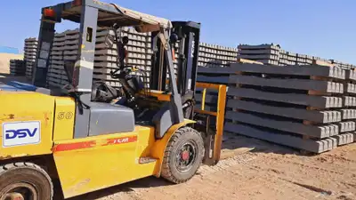 رافعات شوكيه كرينات للإيجار index