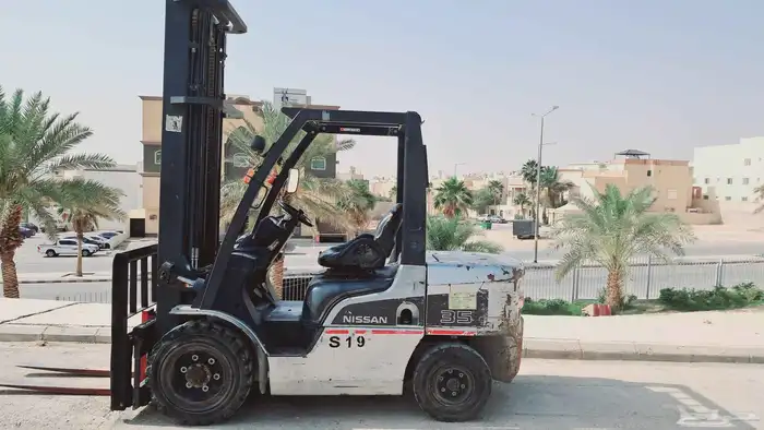 رافعات شوكيه كرينات للإيجار 6