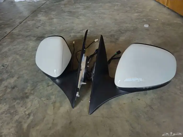 مرايات c200 2022 جديدة 2