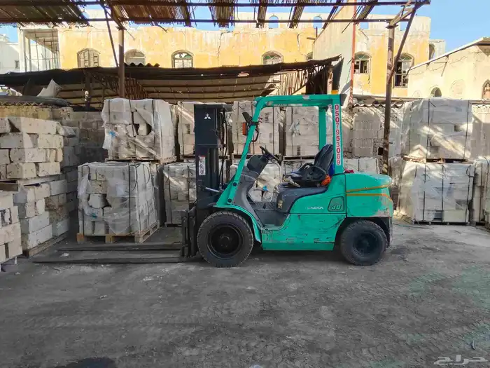 رافعة شوكية فوركلفت للايجار جده 2022 3