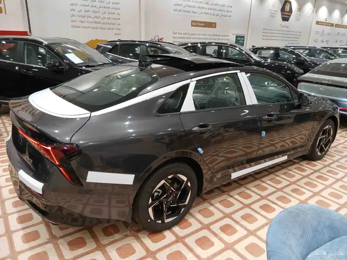 كيا K5 نص فل GLS الأهلية شنطة كهرب 2026 8