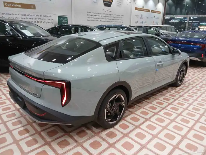 كيا K4 نص فل GLS 2000 سي سي 2026 8