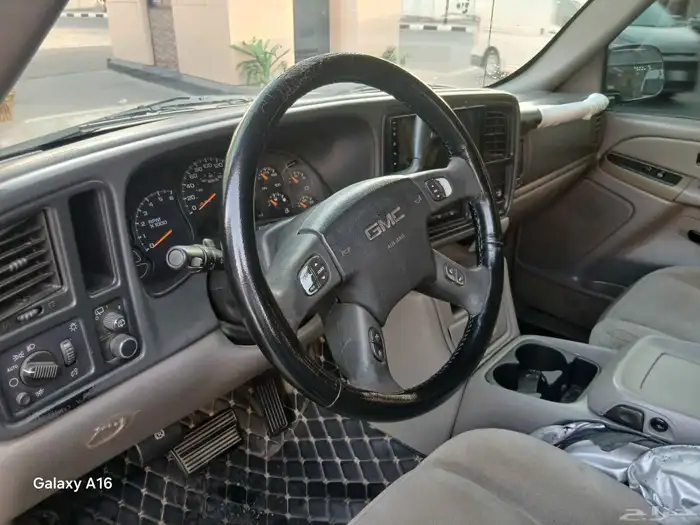 لبيع جمس يوكن موديل 2005قصير بدون دبل 8