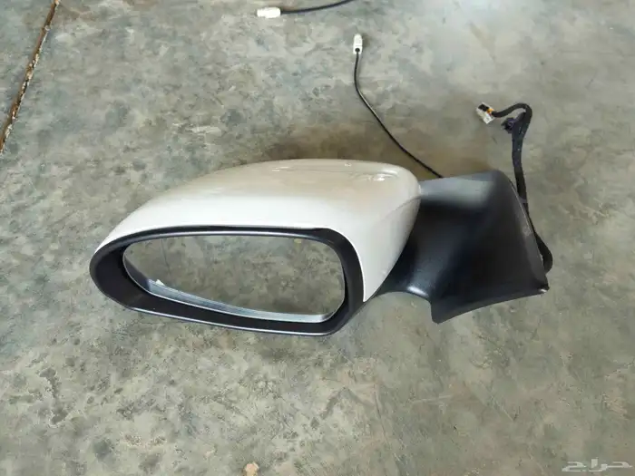 مرايات c200 2022 جديدة 1