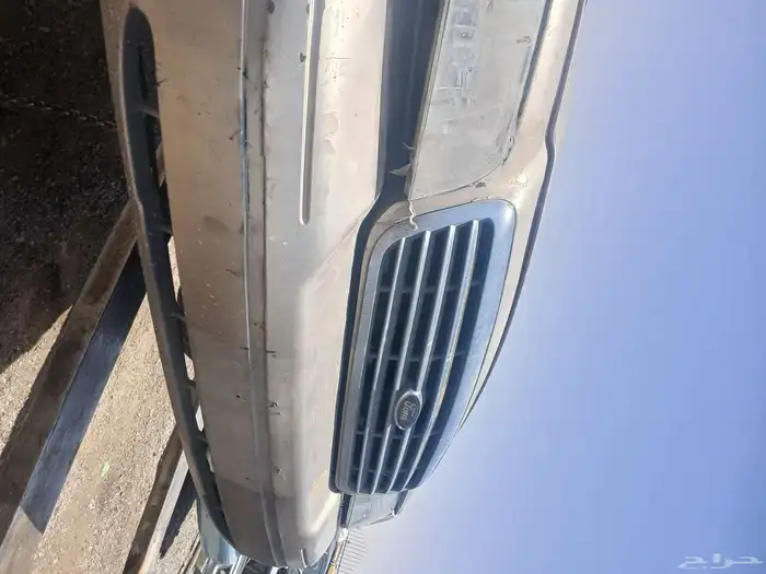 يوجد لدينا مكاين فورد فكتوريا ماركيز وقيرات شد بلد ودفرنسات 4