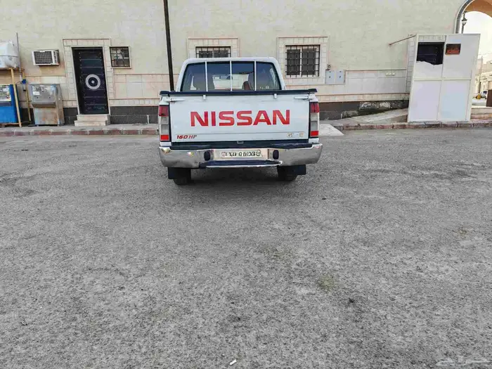 نيسان ددسن غمارتين ماشي 50 الف فقط 5