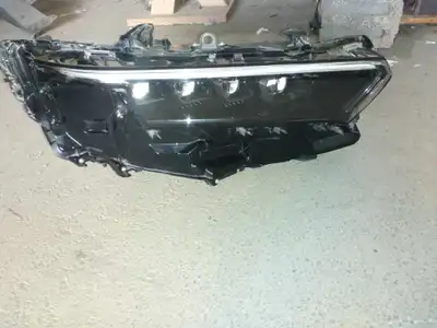 يوجد لدينا شمعات كراون 2025 index