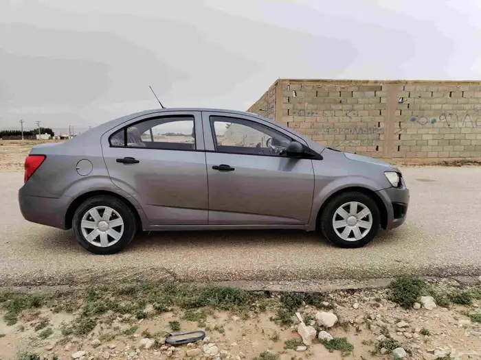 للبيع سيارت سونيك 2012 5