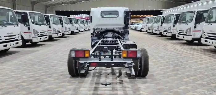 دينا 2025(3طن-4طن-5طن-6طن-9.5 طن-13طن)وارد سعودي-ياباني 7