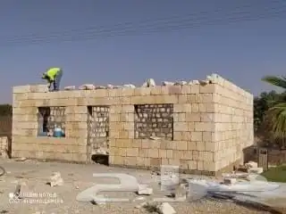 أعمال فنية تراثية وشعبية من الطين 2