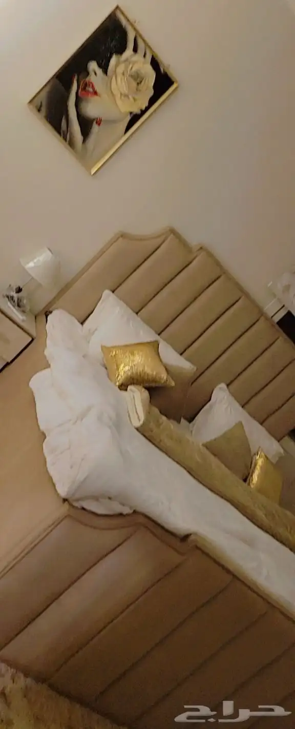غرفة نوم شبه جديده 2