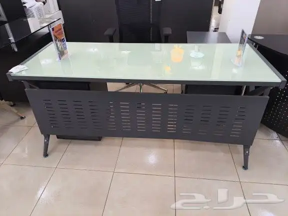 modern manager desk set and staf desks 6