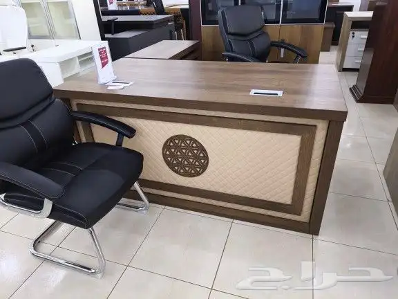 modern manager desk set and staf desks 4
