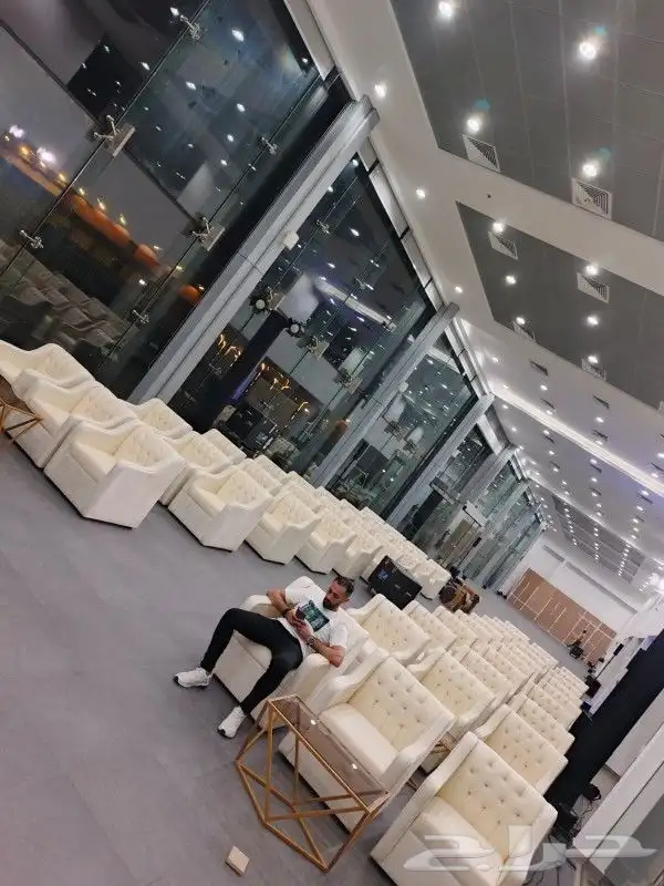 تاجير كنب في اي بي تاجير طاولات كراسي 2