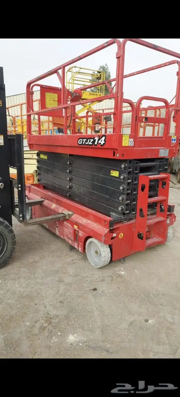 إيجار سقالات كهربائية سيزر ل ف ت 2