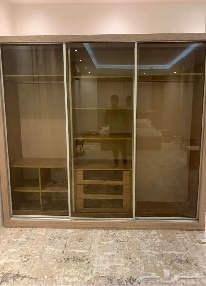 خزائن دواليب متجر كيان لتفصيل جميع التصاميم بسعر المصنع 24