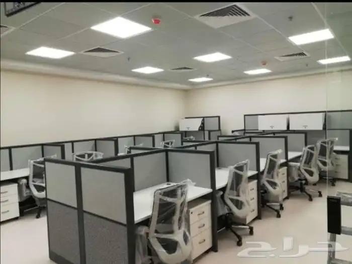 اثاث مكتبي وركتيشن خامة ممتازة 0