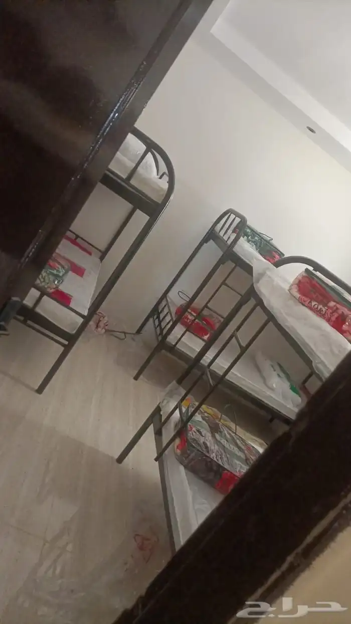 يوجد لدينا سراير عمال جميع انواع المفروشات جمله وتجزئه 2
