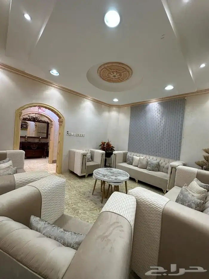 فلة للبيع حي عرقة من المالك مباشرة 15