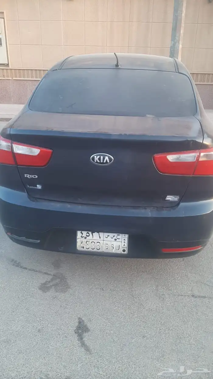 كيا ريو 2014 للبيع ممشا 200الف سعر 15 رقم الجوال 3