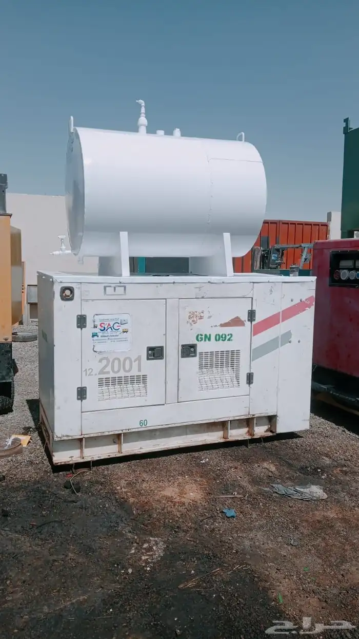 مولدات كهرباء وتور لايت وكمبروسرات الهواء 4