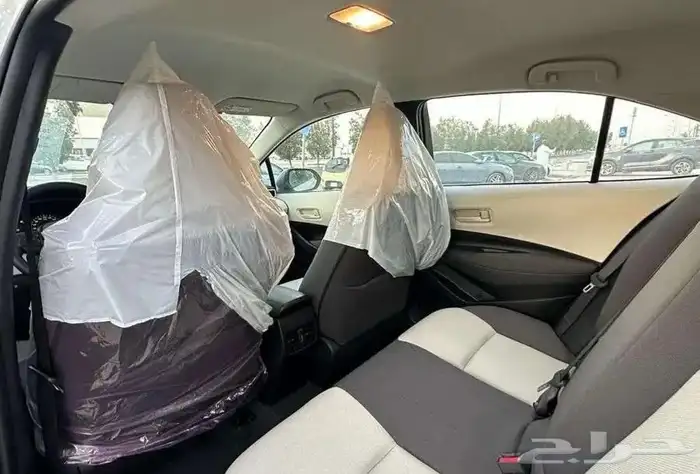 كورولا فئات 2.0 او 1.5 بجميع أنواعها بالنقد والتقسيط 7