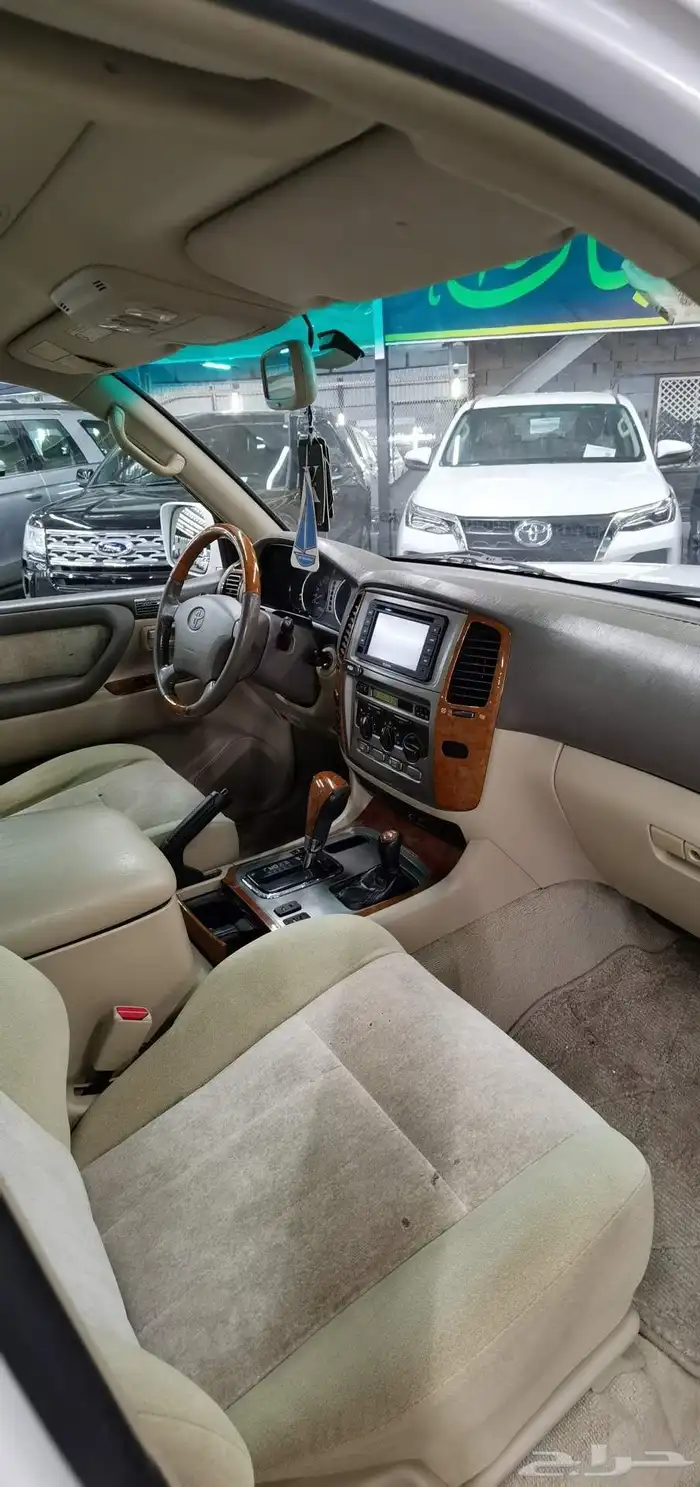 تايوتا جيب لاندكروزر الموديل 2007 قير تماتيك 19