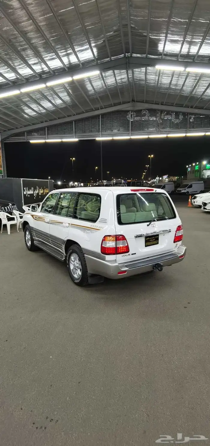 تايوتا جيب لاندكروزر الموديل 2007 قير تماتيك 7