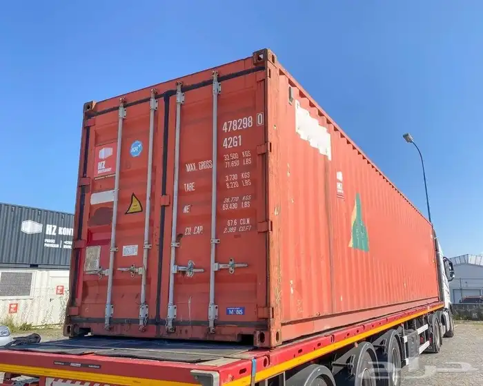 تريلات لنقل والخدمات الوجستيه 2